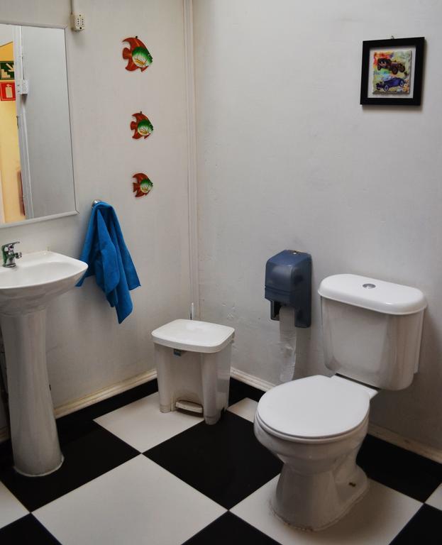 La Casa Piola Hostel Valparaiso Luaran gambar
