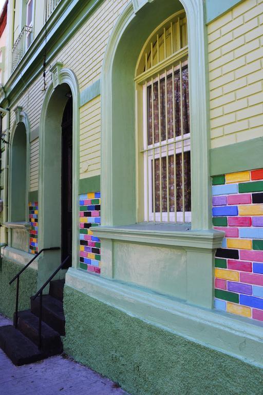 La Casa Piola Hostel Valparaiso Luaran gambar