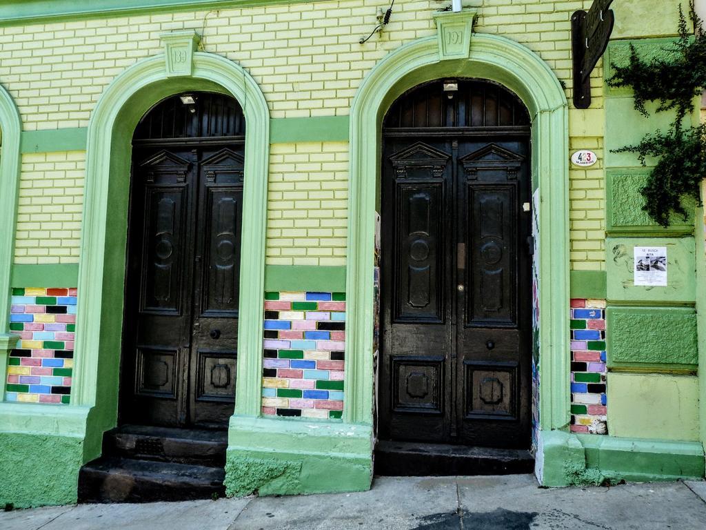 La Casa Piola Hostel Valparaiso Luaran gambar